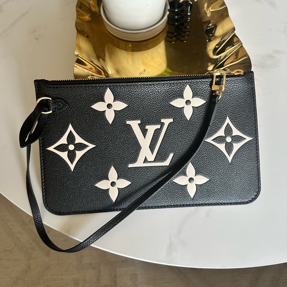 Neverfull Pochette shoulder bag/wristlet - Picture 2 of 8